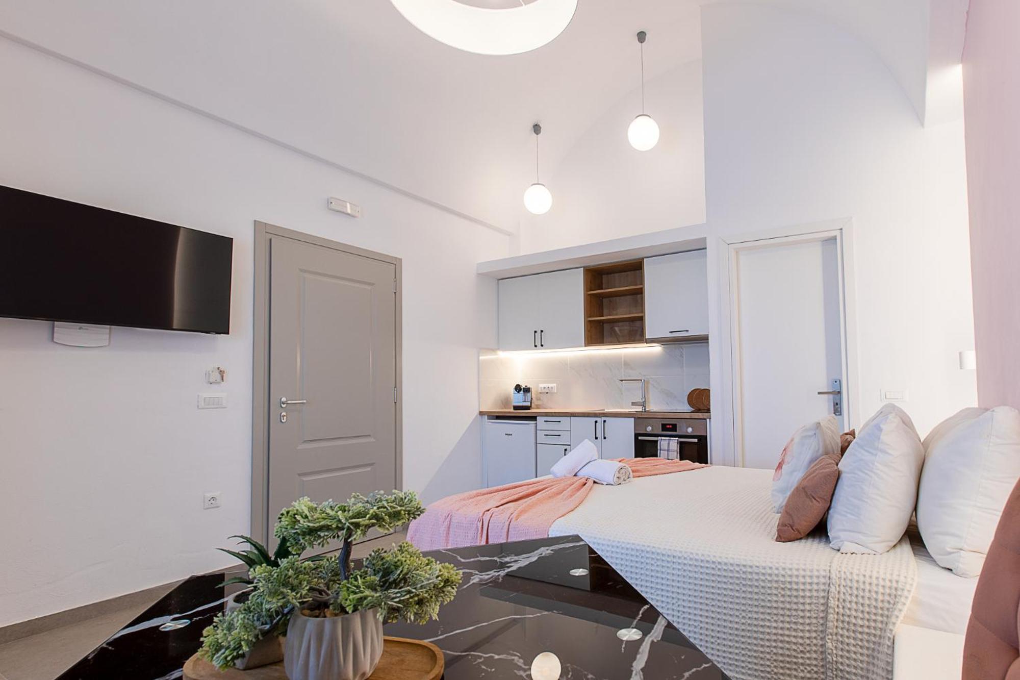 Santorini Villatzio Suites Mesaria Bagian luar foto