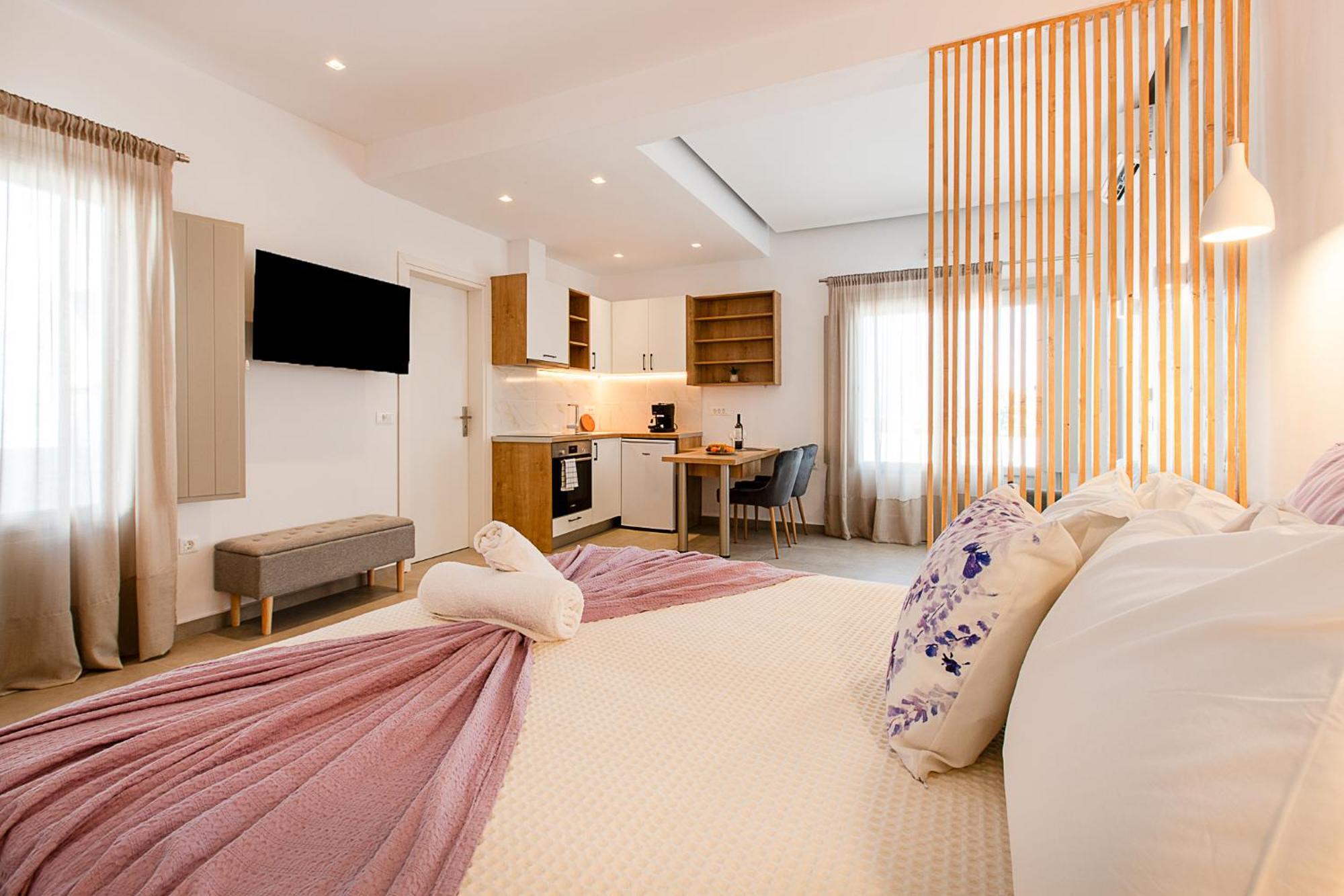Santorini Villatzio Suites Mesaria Bagian luar foto