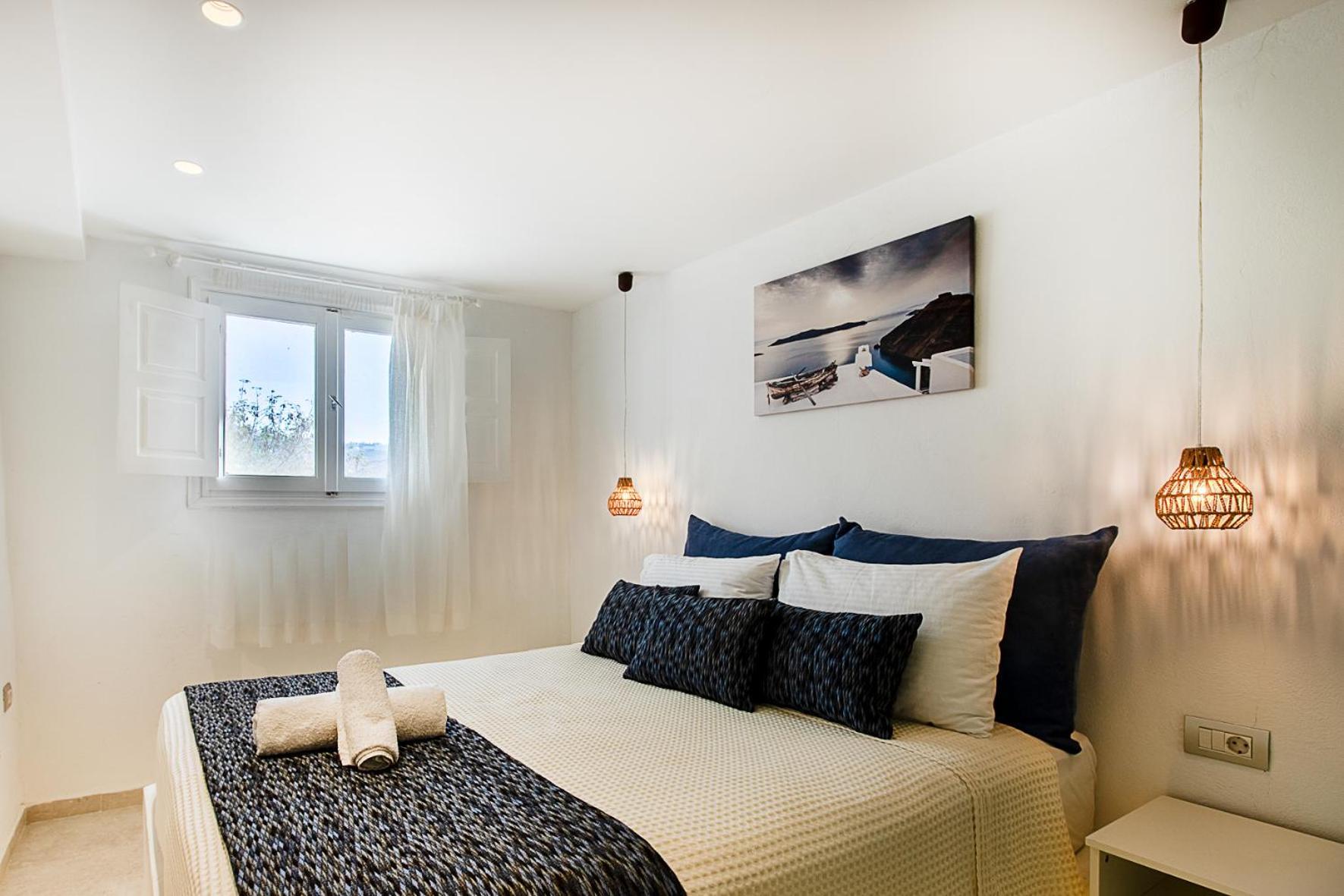 Santorini Villatzio Suites Mesaria Bagian luar foto