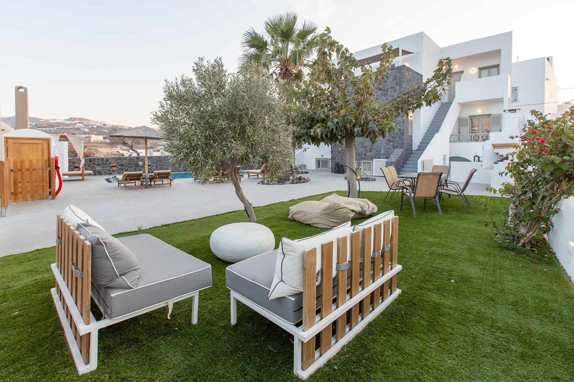 Santorini Villatzio Suites Mesaria Bagian luar foto