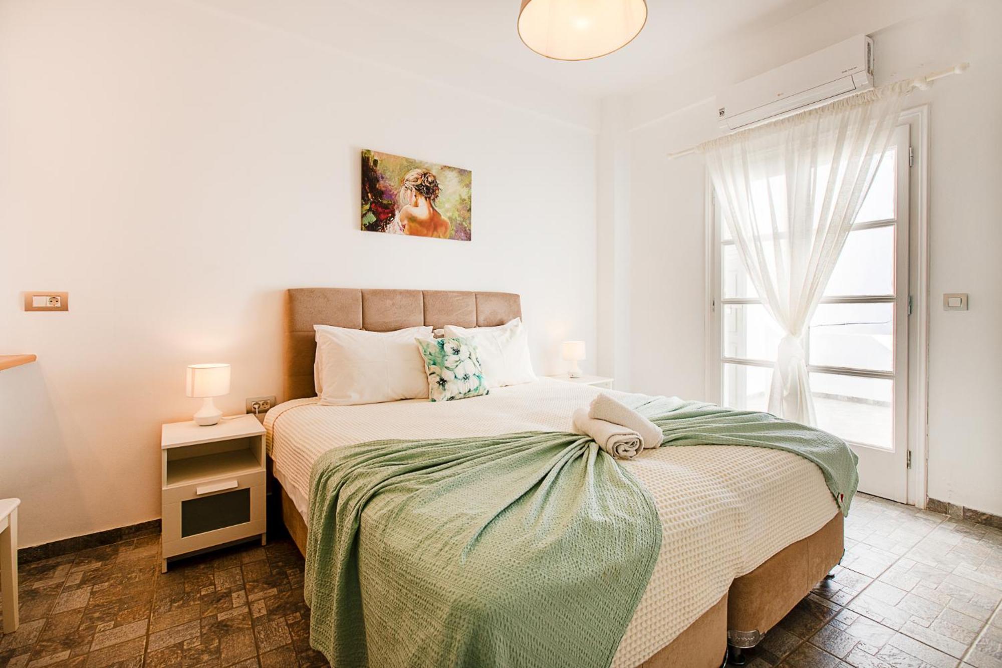 Santorini Villatzio Suites Mesaria Bagian luar foto